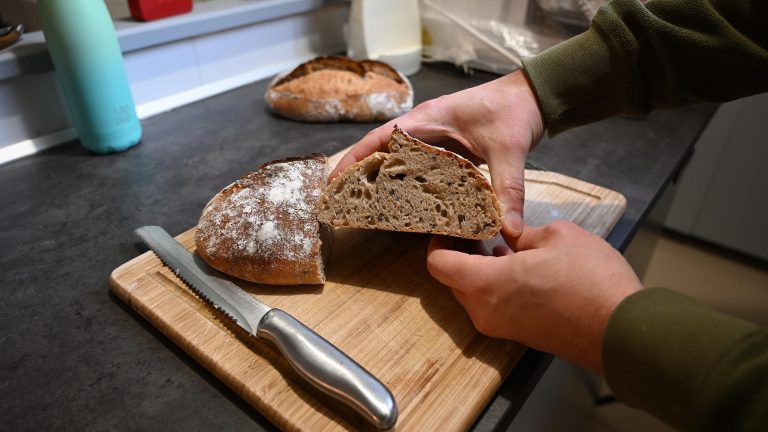 Ouverture du pain au levain suite à la cuisson dans le Effeuno P134HA Evolution